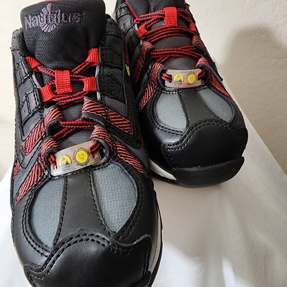 NWOT NAUTILUS SAFETY SHOES-N317M - Picture 6 of 6